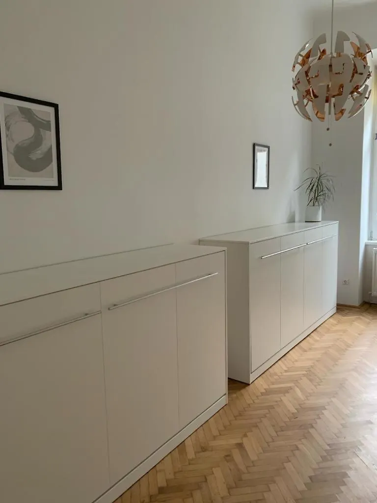 Wohnung Mit Gefuehl Und Stil Vienna