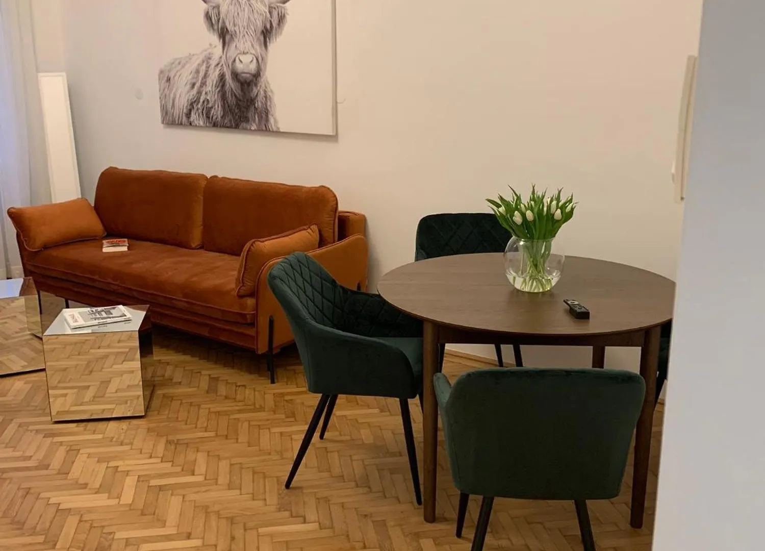 Wohnung Mit Gefuehl Und Stil Vienna Apartment